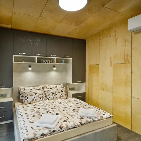 Луксозна вила Village Smokinia Созопол